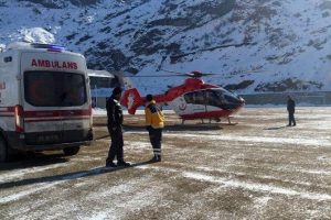 Nisanur bebeğe iki helikopterli sevk