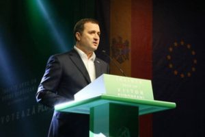Moldova eski Başbakanı hakim karşısına &ccedil;ıktı