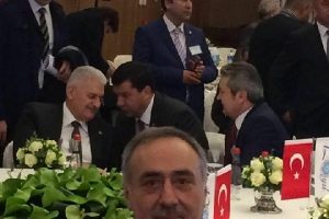 Hakkari'nin taşınmaması i&ccedil;in Cumhurbaşkanı ile g&ouml;r&uuml;şt&uuml;ler