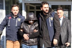 Samsun'da bı&ccedil;aklı alacak kavgası: 2 yaralı