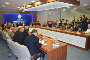 Torun: "Halkımız hizmetlerin Ak kadrolardan geleceğine inanıyor"