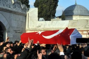 T&uuml;rkmendağı'nda &ouml;ld&uuml;r&uuml;len İbrahim K&uuml;&ccedil;&uuml;k toprağa verildi