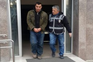 İşlediği cinayeti işaret diliyle itiraf etti
