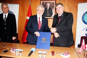 Bursa Uludağ &Uuml;niversitesi ile Eker Gıda arasında protokol imzalandı