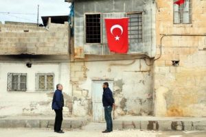 Şehit &uuml;steğmenin ailesine aldığı evi belediye yenileyecek