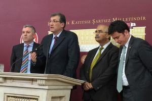 "Hastanelerin inşaatlardan farkı kalmadı"