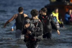 Hollanda'dan g&ouml;&ccedil;men krizine &ccedil;&ouml;z&uuml;m &ouml;nerisi: Gemilerle T&uuml;rkiye'ye geri g&ouml;nderelim