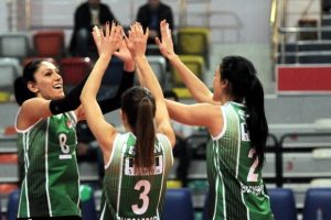 Bursaspor, Tepebaşı Gen&ccedil;lik'i kayıpsız ge&ccedil;ti