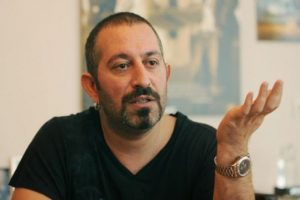 Cem Yılmaz'a destek i&ccedil;in imza kampanyası