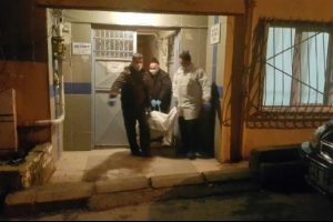 Evinden kokular gelince &ouml;ld&uuml;ğ&uuml; anlaşıldı