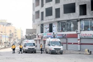 Ter&ouml;ristler y&uuml;z&uuml;nden ambulans gidemiyor