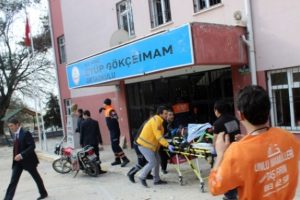 IŞİD roketiyle yaralanan kız kurtarılamadı