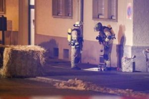 Almanya'da sığınmacı yurduna el bombası atıldı