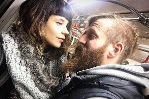 Selen Seyven'e sevgilisinden s&uuml;rpriz evlilik teklifi