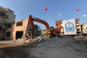 Bursa Yıldırım'da kentsel d&ouml;n&uuml;ş&uuml;m s&uuml;r&uuml;yor