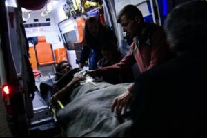 Azez'de patlama oldu, 6 yaralı Kilis'e getirildi
