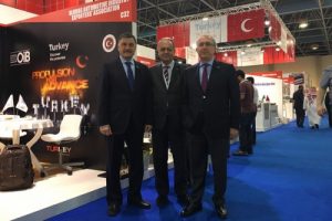 Otomotiv end&uuml;strisi Arap Yarımadası'nı keşfe &ccedil;ıktı