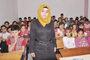Suriyeli &ouml;ğretmenler imam hatip liselerinde derse girebilecek