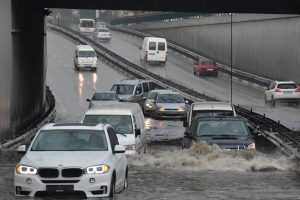 Bursa'da bug&uuml;n hava durumu nasıl? (01.02.2016)