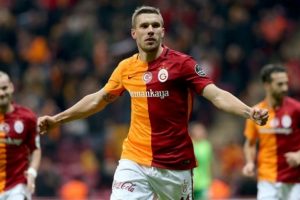 Podolski'nin kafası karıştı