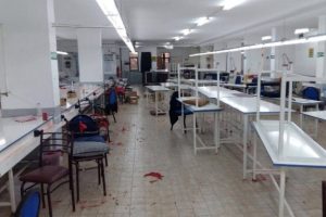 Fabrikaya gelen iş&ccedil;iler boş binayı buldu