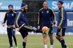 Fenerbah&ccedil;e, Antalyaspor'a hazırlanıyor