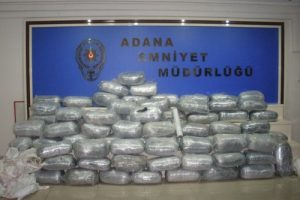 Adana'da 345 kilo esrar ele ge&ccedil;irildi