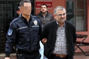 Adana'da esnafa boykot &ccedil;ağrısı yapan 14 PKK'lı yakalandı