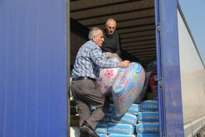 Bursa'dan Bayırbucak'a yardım yağıyor