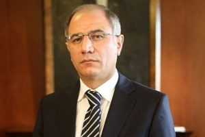 Efkan Ala'dan Sırp kesin nişancı a&ccedil;ıklaması!
