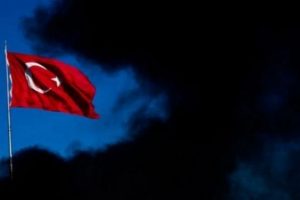 Petrolde d&uuml;ş&uuml;ş T&uuml;rkiye'yi nasıl etkiler?