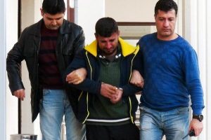 'Daha bir kere hırsızlık yaptım' deyip ağladı