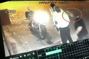 Emniyet M&uuml;d&uuml;r&uuml;'n&uuml;n &ouml;ld&uuml;rd&uuml;ğ&uuml; S&uuml;l&uuml;şoğlu'nun tabancası kuru sıkı &ccedil;ıktı