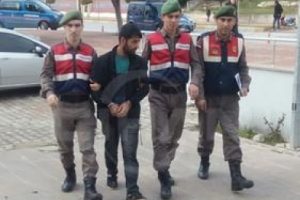 Televizyon ve bilgisayar &ccedil;alan zanlı tutuklandı
