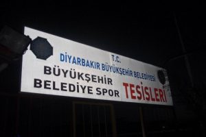 Amedspor tesislerine polis baskını
