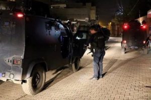 Diyarbakır'da emniyet binasına saldırı