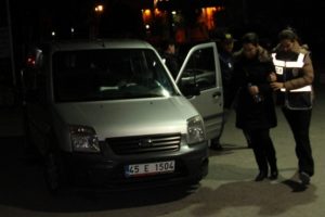 Manisa'da FET&Ouml; operasyonu: 15 g&ouml;zaltı