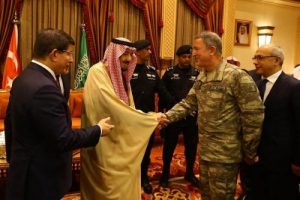Orgeneral Hulusi Akar, Suudi Arabistan'da resmi ziyaretlerde bulundu