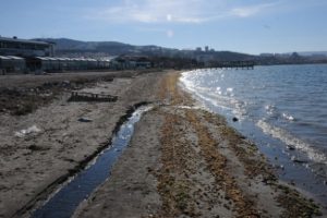 &Ccedil;anakkale'de deniz suları &ccedil;ekildi