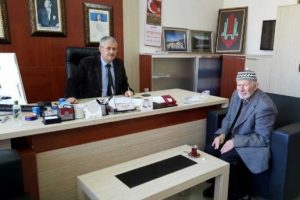 70 yaşında liseye kaydını yaptırdı