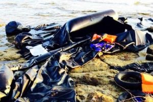 Bot patlak &ccedil;ıkınca 25 Suriyeli, karaya d&ouml;nmek zorunda kaldı