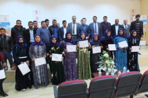 &Ccedil;iftler &ouml;nce eğitim alıyor, sonra nikah kıyıyor