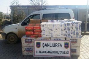 Şanlıurfa'da ka&ccedil;ak sigaraya 6 g&ouml;zaltı