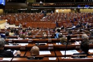 Sokağa &ccedil;ıkma yasağı Avrupa Konseyi'ne taşınıyor