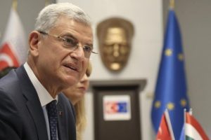 Bozkır: T&uuml;rk vatandaşları pasaportsuz AB'ye giriş yapacak