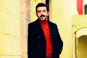 Dizide kahramanlar değil zaafları olan insanlar var....
