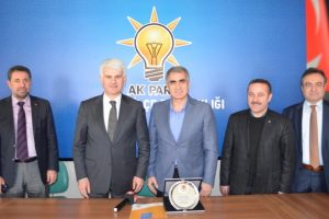 Şahin'den Bursa Nil&uuml;fer teşkilatına teşekk&uuml;r
