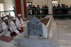 Sultan Murad'ın 5 asırlık vasiyeti Bursa'da hatim duasıyla tamamlandı