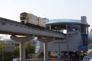 G&uuml;ney Kore ilk manyetik raylı treni hizmete girdi