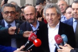 Can D&uuml;ndar ve Erdem G&uuml;l'e tahliye talebi